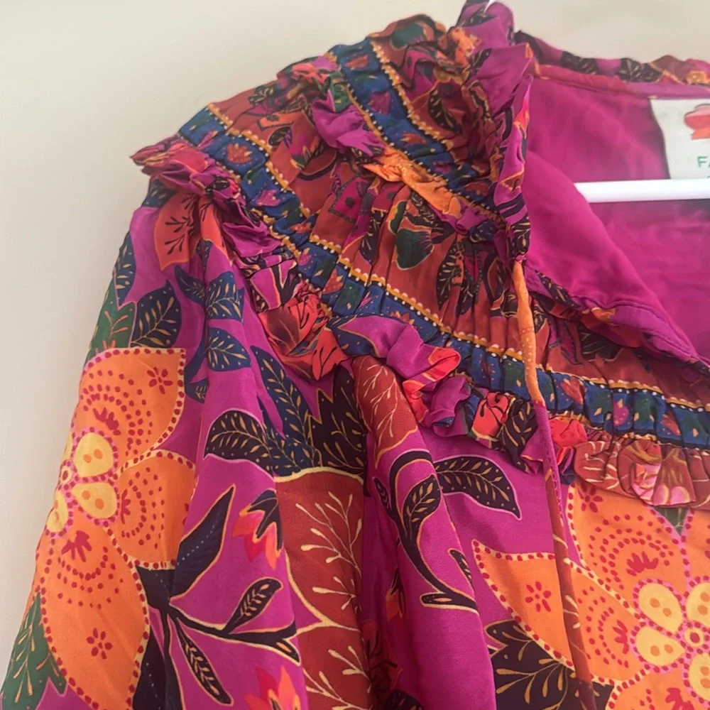 FARM RIO Tropical Tapestry Ruffled Blouse, size XS. - Picture 4 of 5